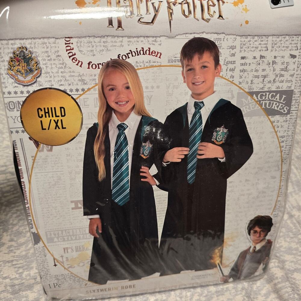 HARRY POTTER - SLYTHERIN Child’s L/XL Costume Robe Halloween NEW!